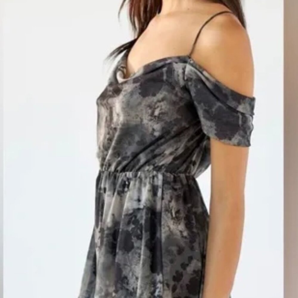 Urban Outfitters Cowl Neck Romper Botanical Floral Print NWT - Picture 2 of 4